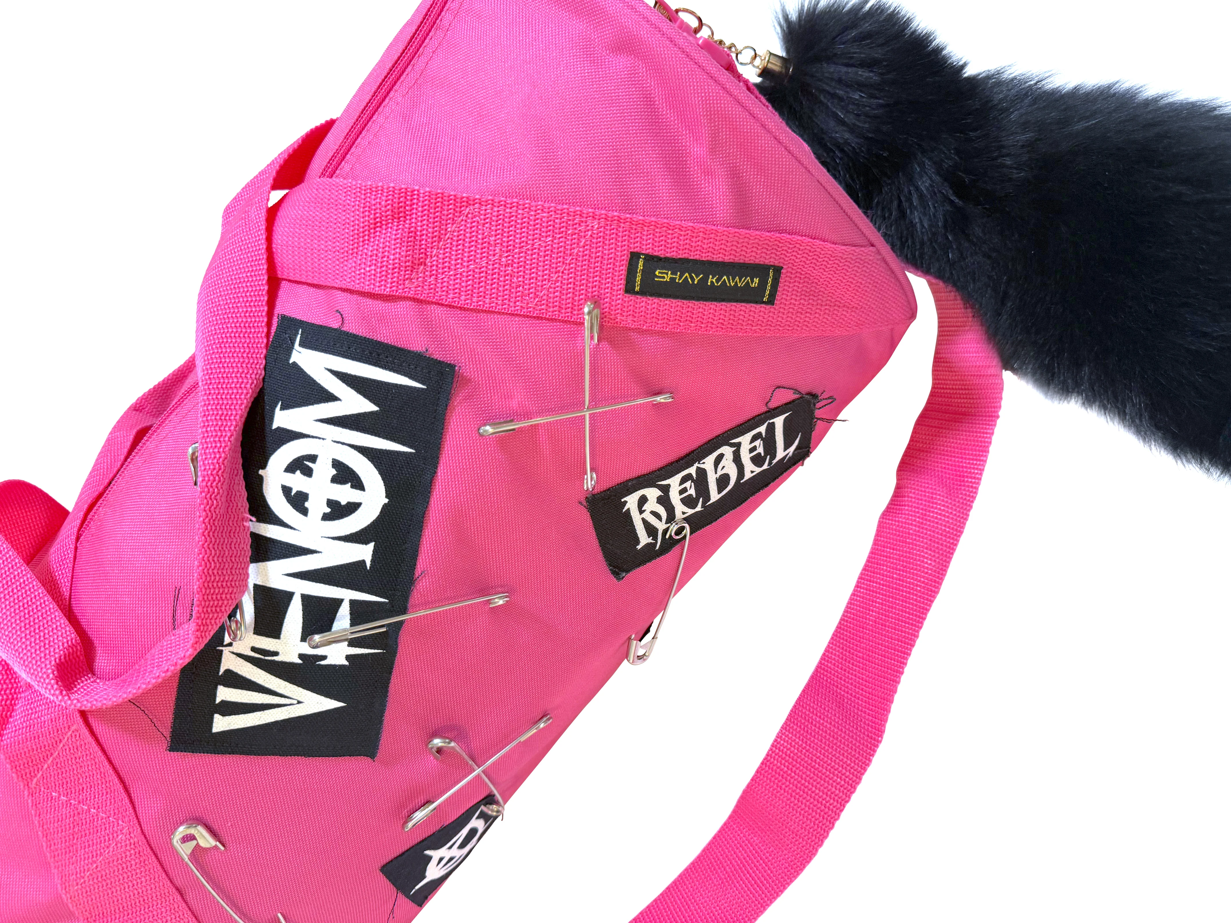 KAWAII DUFFLE BAG - Image 10