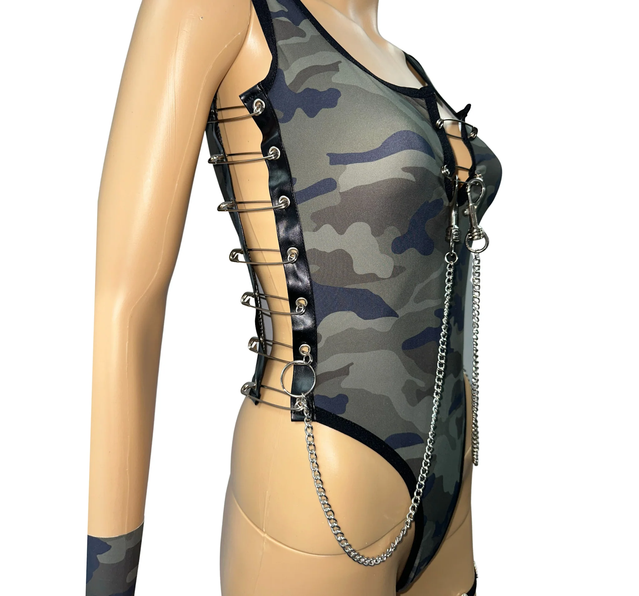 DARK ANGEL ONESIE - Image 12