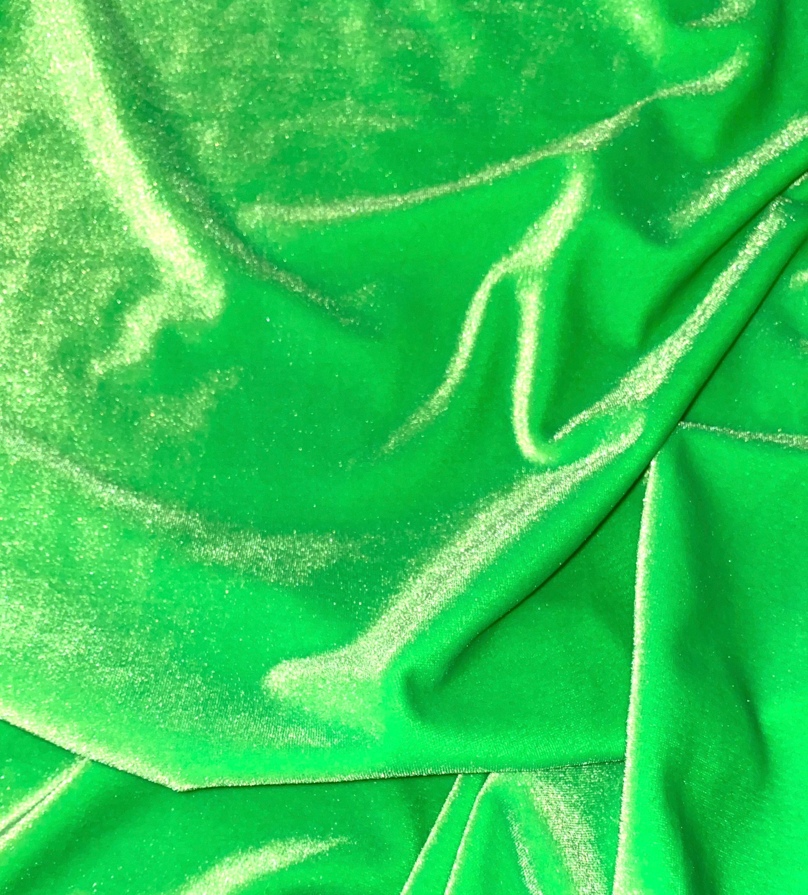 THE " VELVET QUEEN " DRESS - Image 10