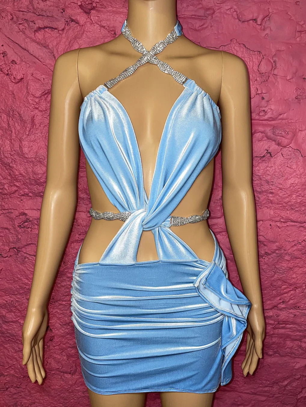 THE " VELVET QUEEN " DRESS - Image 4